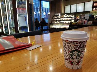 스타벅스 송도커낼워크점