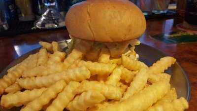 샘라이언스 스포츠 바 & 그릴