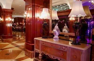 임피리얼팰리스 패밀리아