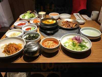 왕비집 명동2호점