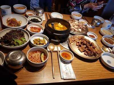 왕비집 명동2호점