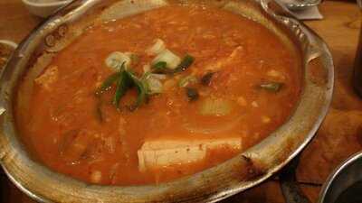 김북순 큰남비집