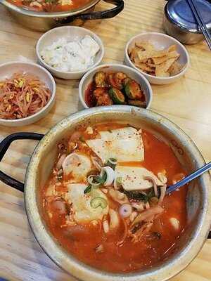 김북순 큰남비집