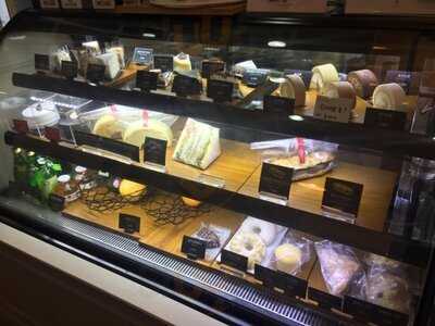 더브라운 대구범어점