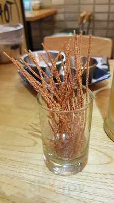 치르치르 명동점