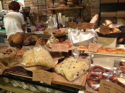 우드앤브릭 종각점