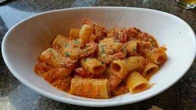 폴리스 광화문d타워점