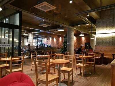 커피 스미스 이태원점