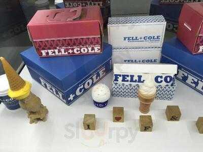 Fell + Cole 홍대본점