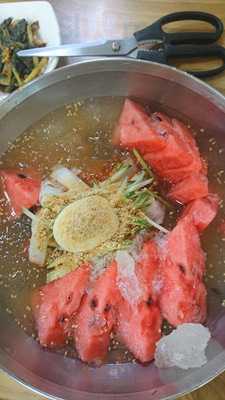 일미화평동냉면