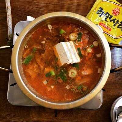 장독대 김치찌개