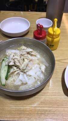 미사리 밀빛 초계국수 코엑스몰점