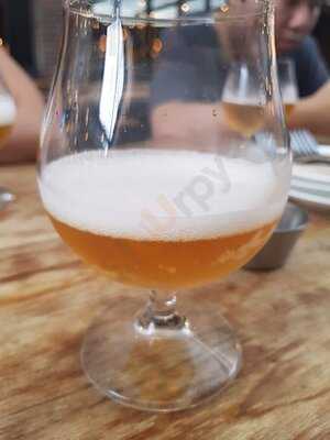 탭퍼블릭 - 이태원점