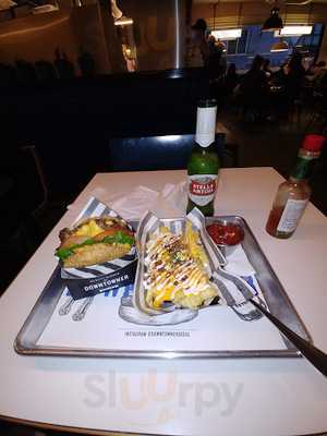 다운타우너 한남점