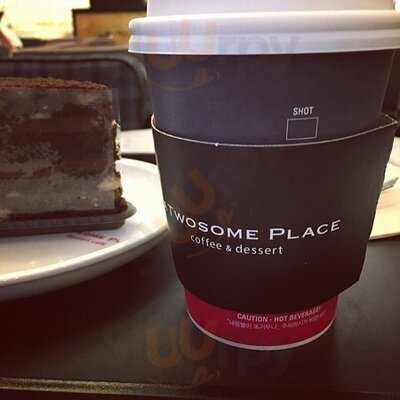 투썸플레이스 명동올리브영점