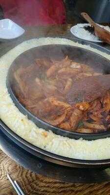 유가네닭갈비 명동2호점