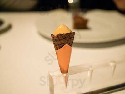 다이닝인스페이스