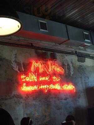 2046 팬 스테이크