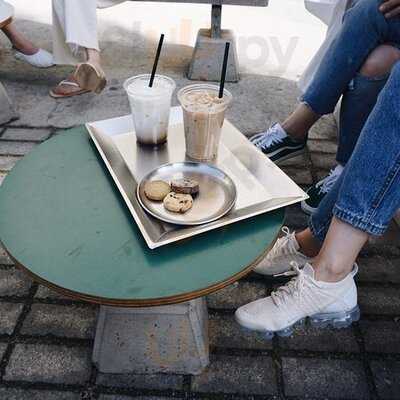 앤트러사이트 한남점