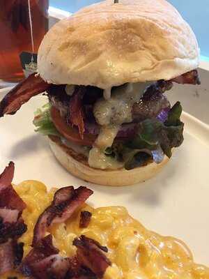 뉴욕 버거 앤 베이글