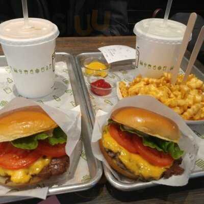 쉐이크쉑 청담점