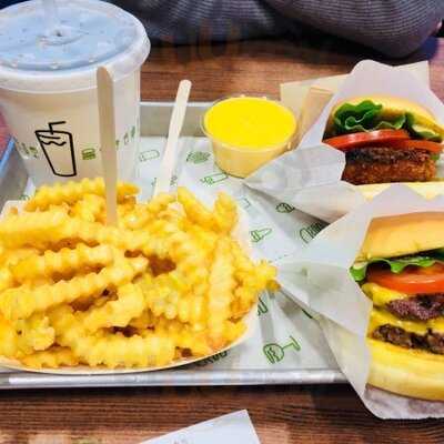 쉐이크쉑 청담점