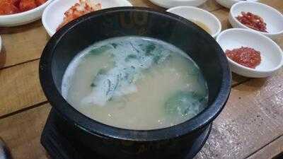 부산 돼지국밥&수육