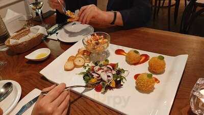 레드브릭 비스트로