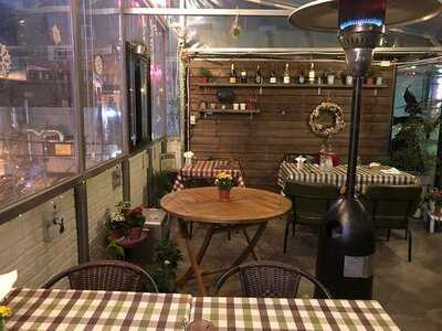 레드브릭 비스트로