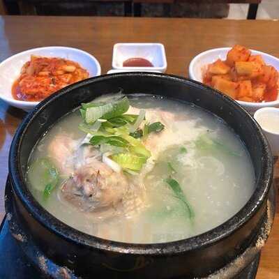 고려 삼계탕 세종로점