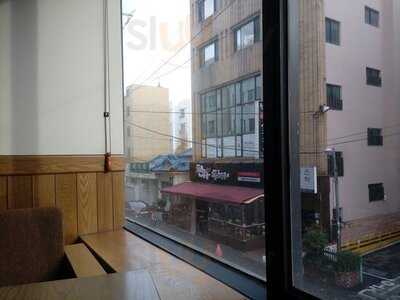 스타벅스 부산동대신역점