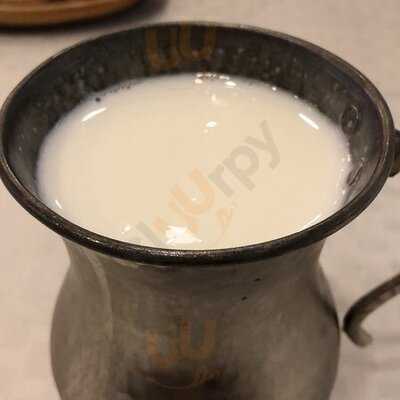 케르반 터키쉬 레스토랑