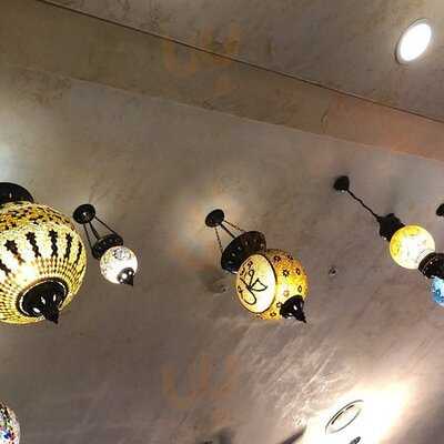 케르반 터키쉬 레스토랑