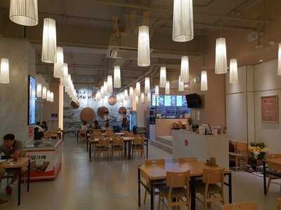 79네 수육국밥과 철판