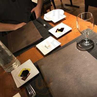 엘본 더 테이블 가로수길 본점 