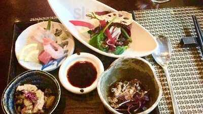 타니 넥스트도어