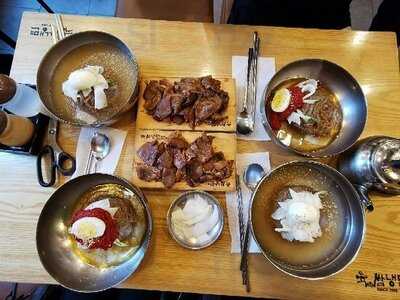 육쌈냉면 명동2호점