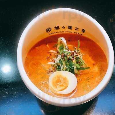 탄탄면공방 - 홍대점