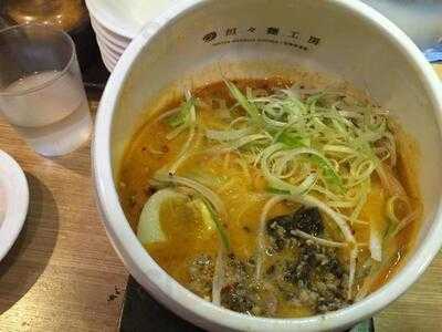 탄탄면공방 - 홍대점