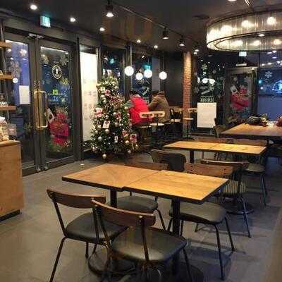 투썸플레이스 을지로4가점