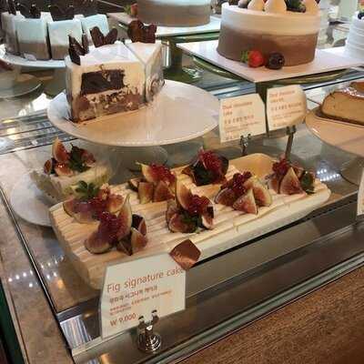 퀸스파크 청담점