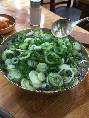 하동관 강남분점