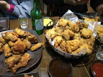 교촌치킨 강남역점