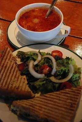 멀로니스 펍 & 그릴