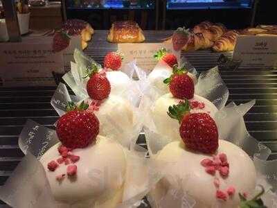 파리크라상 인사점