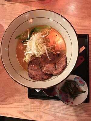 멘야산다이메 신논현역