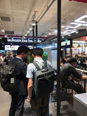 롯데리아  서울역사