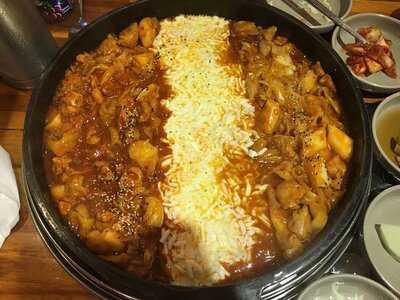 고수닭갈비 강남점