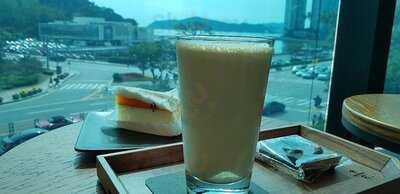 스타벅스 - 더해운대 알점