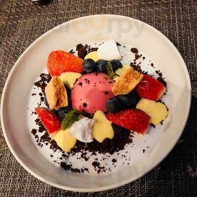 엘쁠라또 가로수길